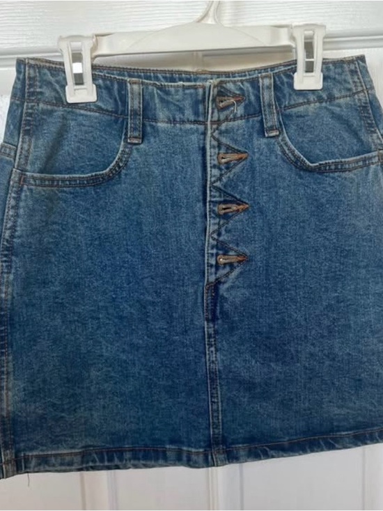 Garage Dresses & Skirts - Garage High-Rise Button Front Denim Skirt - Blue